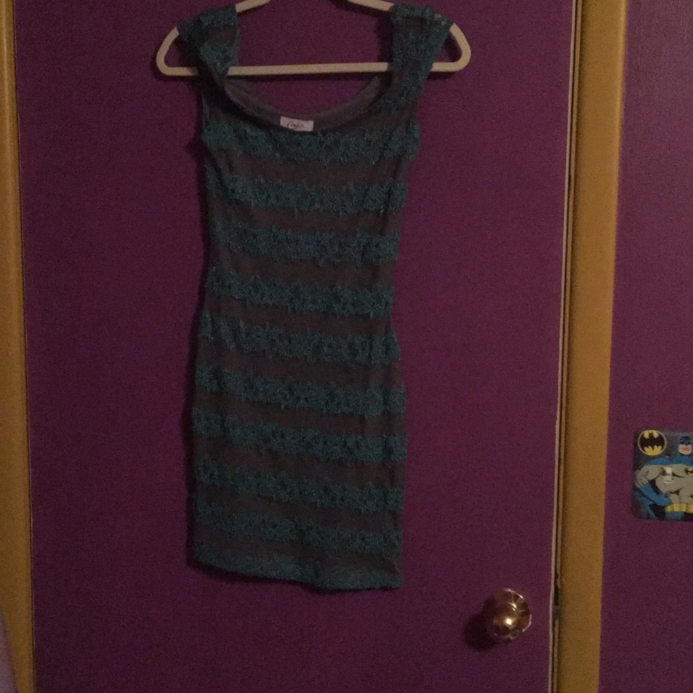 Candie’s dress